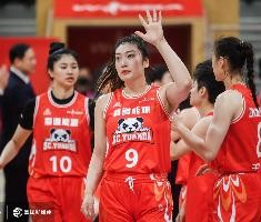 打得很差！李梦生死局三分7中0仅得9分9助 失误多达7次